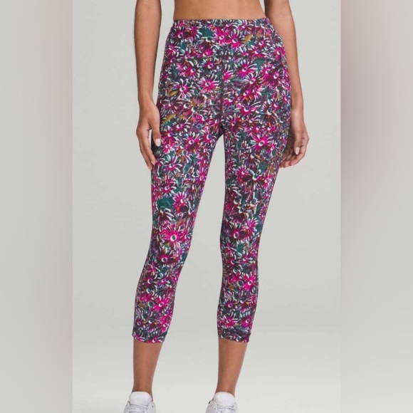 lululemon athletica Pants - Lululemon Swift Speed High-Rise Crop 21"